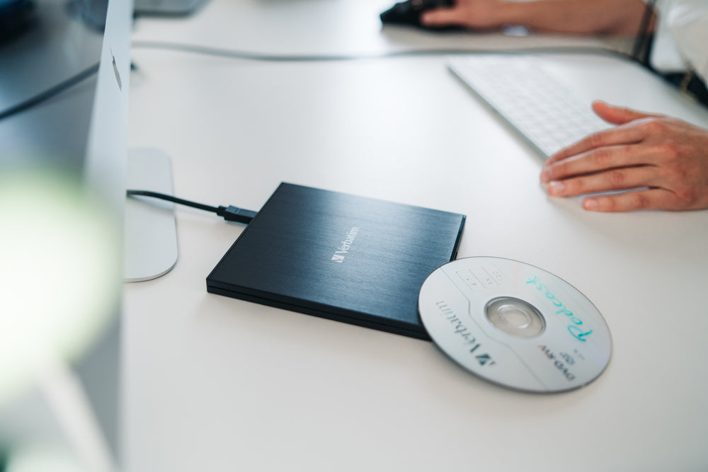 Verbatim Ultra HD 4K USB External Blu-Ray Writer for M-Disc, Blu-ray, DVD, CD | USB Powered Writer Model 43888 Verbatim Ultra HD 4K USB External Blu-Ray Writer for M-Disc, Blu-ray, DVD, CD | USB Powered Writer Model 43888
